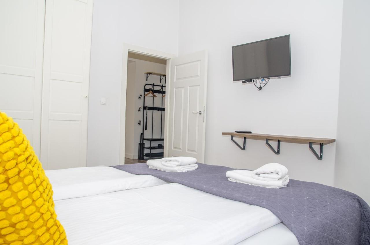 Inpoint Wielopole 32 Boutique Apartments Old Town&Kazimierz District Краків Екстер'єр фото