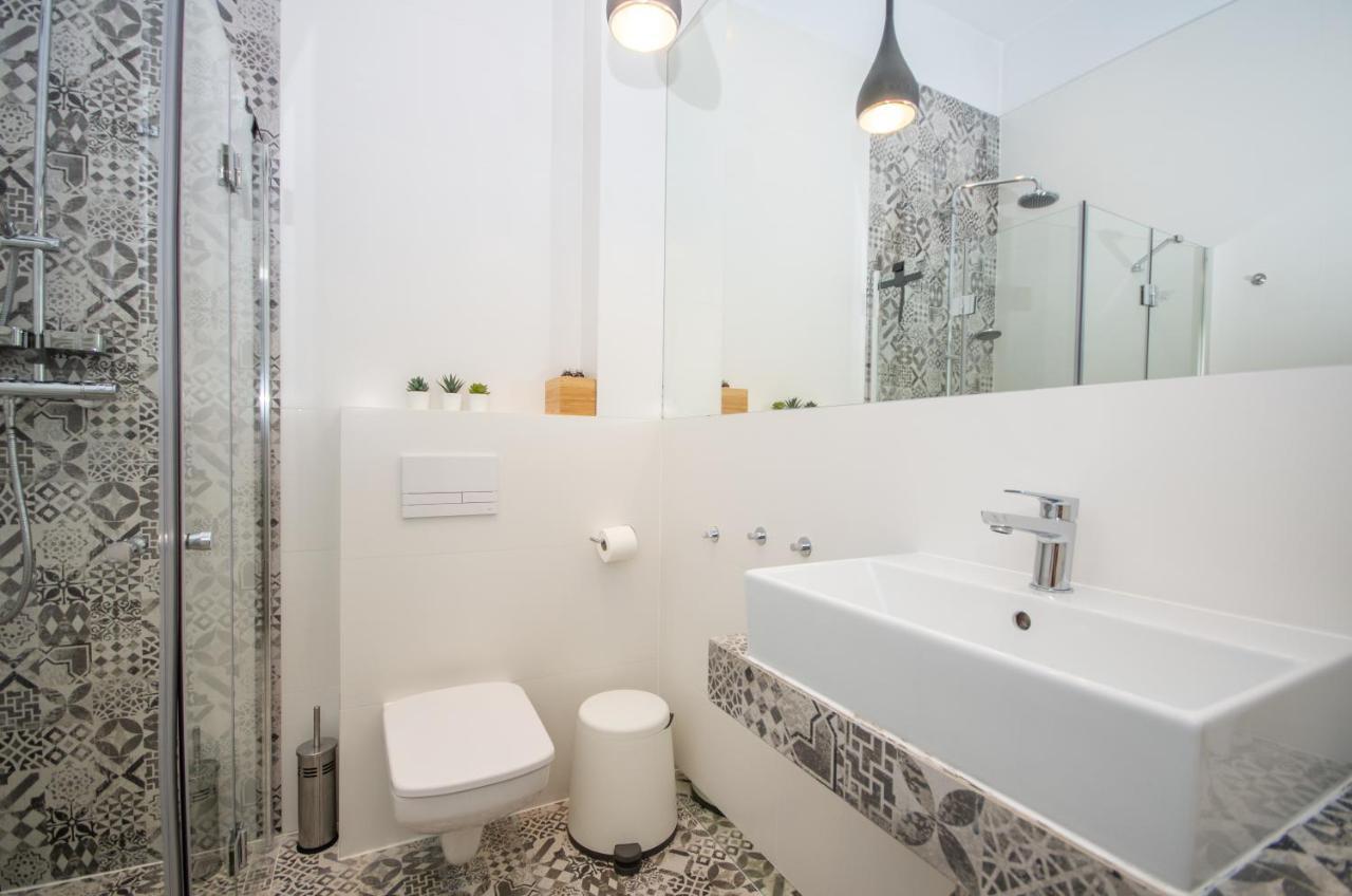 Inpoint Wielopole 32 Boutique Apartments Old Town&Kazimierz District Краків Екстер'єр фото