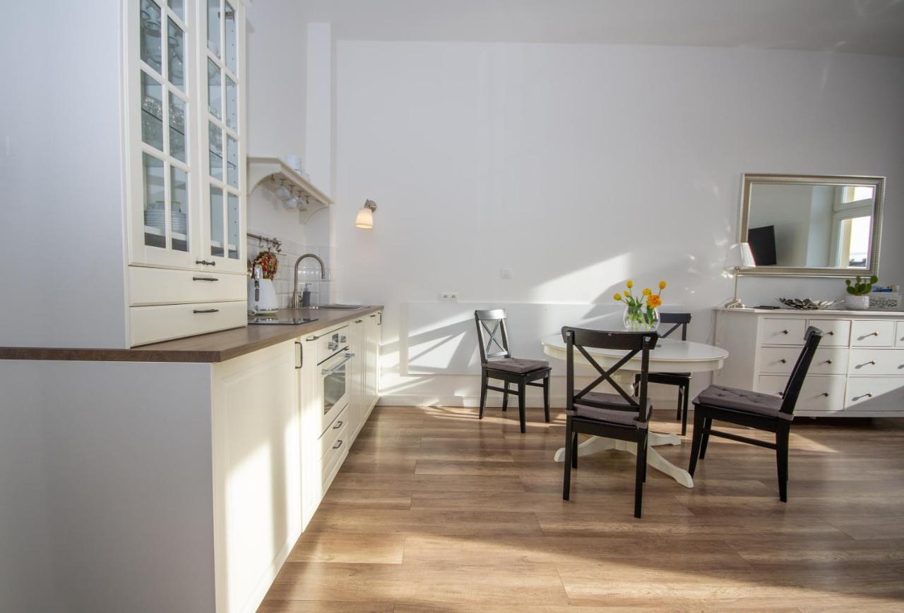 Inpoint Wielopole 32 Boutique Apartments Old Town&Kazimierz District Краків Екстер'єр фото